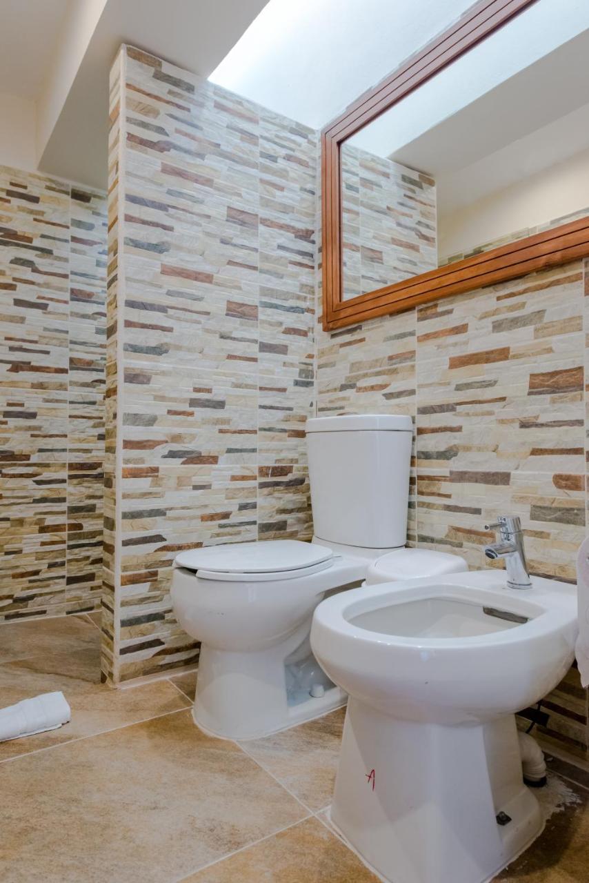 Casa Leo Aparthotel Плая дел Кармен Екстериор снимка
